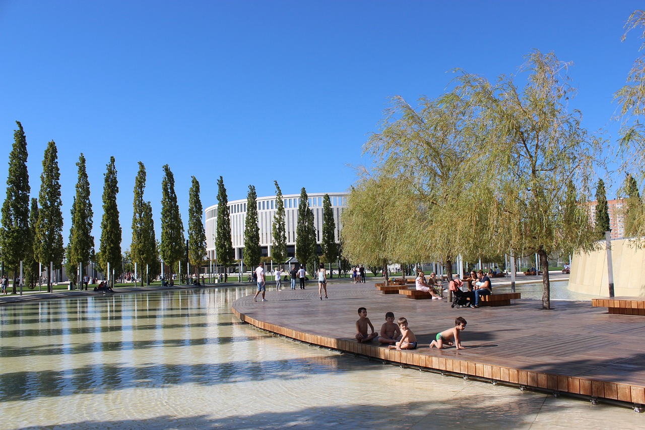 次露天商务 次露天商务